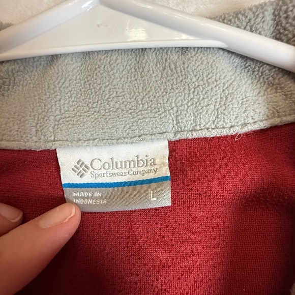 Columbia Arkansas Razorbacks Red and Gray Pullover with Hog Emblem - Picture 4 of 4